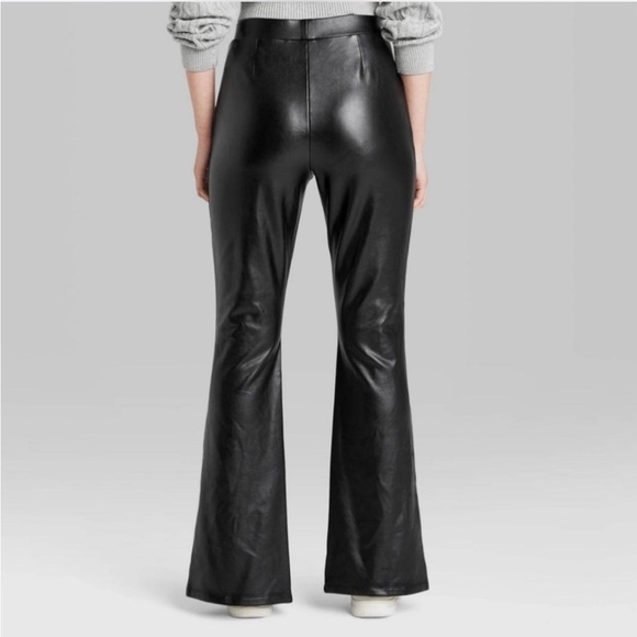 Leather flared slit leggings - Picture 2 of 7